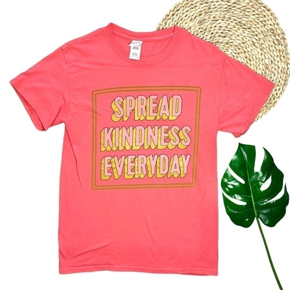 Gildan Coral Pink Gold Glitter Spread Kindness Everyday Graphic T-Shirt Size S - Picture 1 of 15